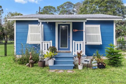 7 65th St, Yankeetown, FL, 34498-2401 | Card Image