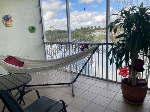 apt-304-10700 Nw 66th St, Doral, FL, 33178-5507 | Card Image