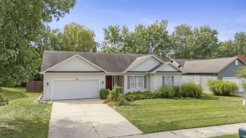 4590 Hidden Creek Ln, Bridgman, MI, 49106-8336 | Card Image