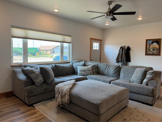 Living Room | Image 9