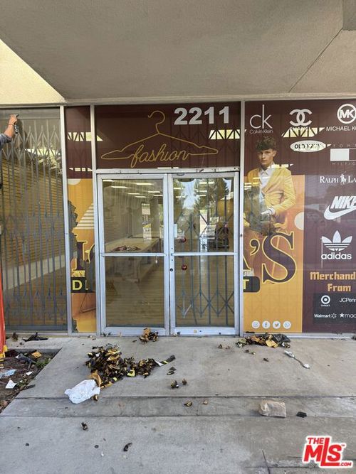 2211 Brundage Lane, Bakersfield, CA, 93304 | Card Image