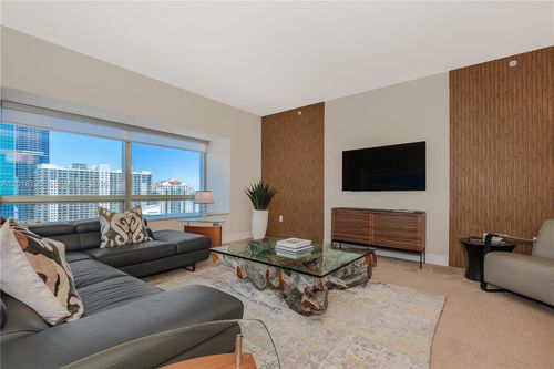 3012-1435 Brickell Ave, Miami, FL, 33131-3407 | Card Image