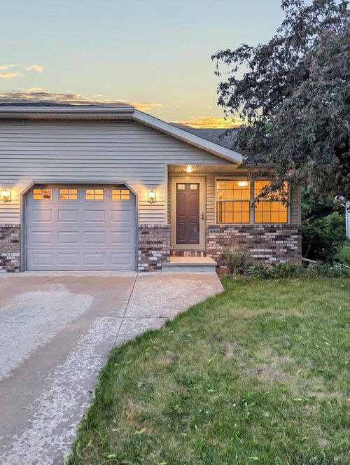 468-468 Pine Tree Drive, Fond Du Lac, WI, 54935 | Card Image