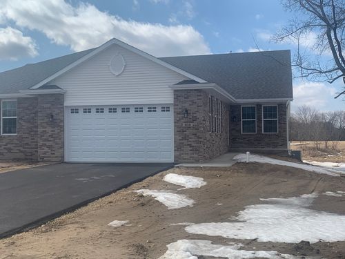 212-212 Martin Ave, Oregon, IL, 61061-2323 | Card Image