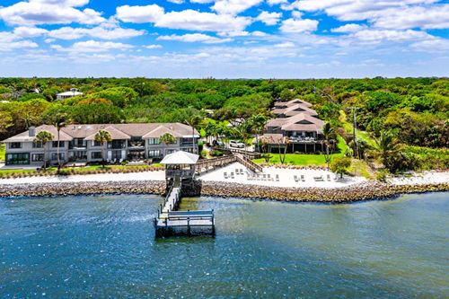 5662 Se Schooner Oaks Way, Stuart, FL, 34997-2524 | Card Image