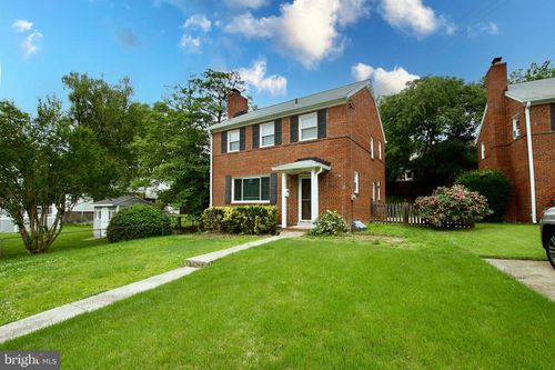 2410 Central Ave, ALEXANDRIA, VA, 22302-3201 | Card Image