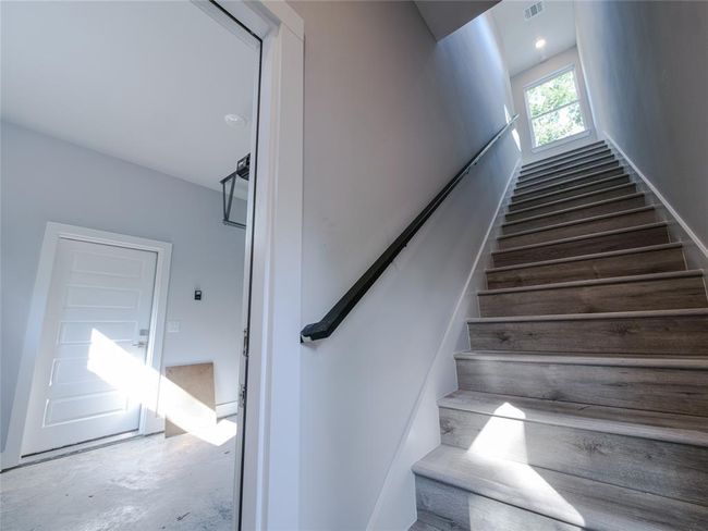 View of stairs | Image 26