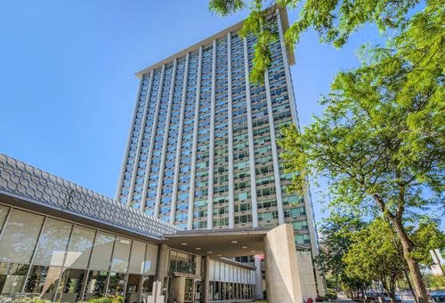 2217-3600 N Lake Shore Dr, Chicago, IL, 60613-4628 | Card Image
