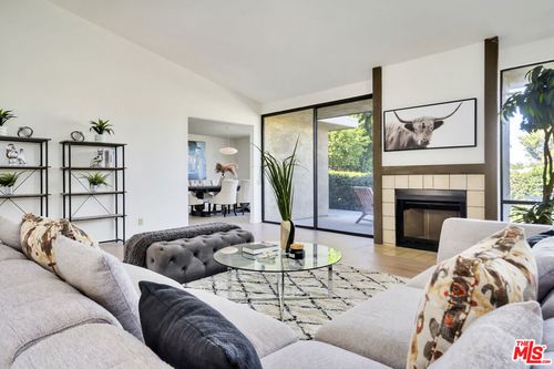 72460 Rodeo Way, Rancho Mirage, CA, 92270-4036 | Card Image