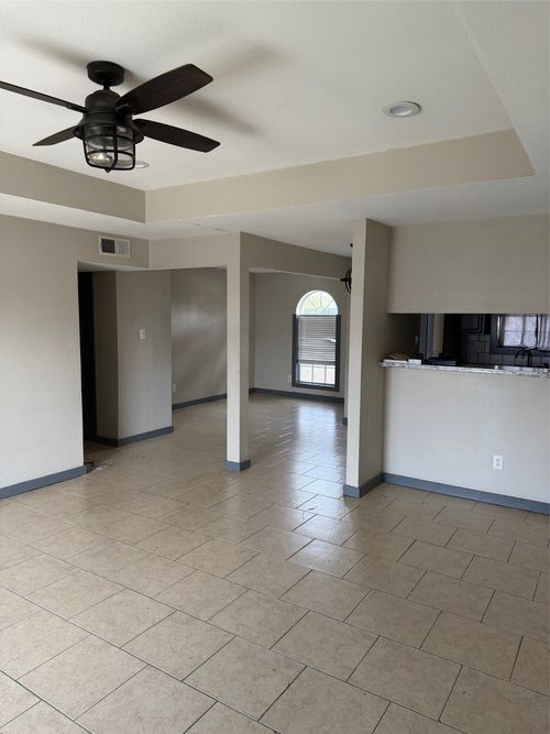 1313 Crosscreek Ln, Seagoville, TX, 75159-1283 | Card Image