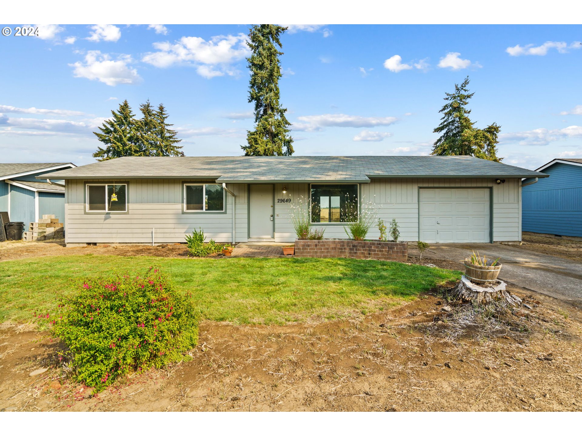 Sovern Ln, Junction City, OR 97448