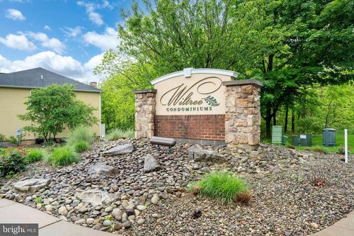 200 Wiltree Ct, STATE COLLEGE, PA, 16801-8620 | Card Image