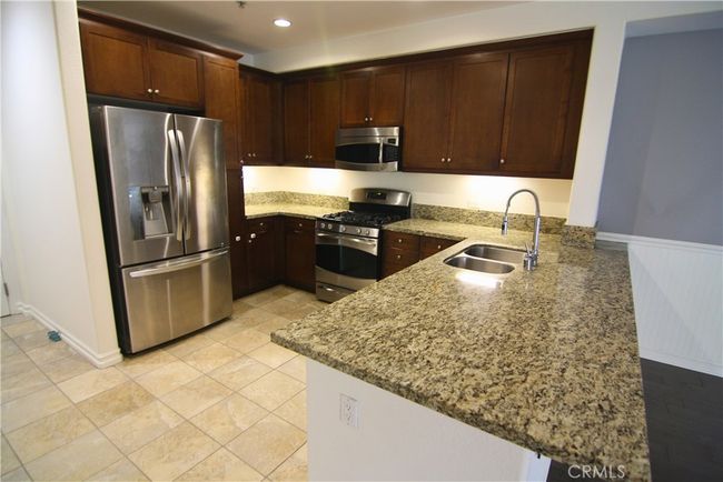 APT-508 - 629 Traction Ave, Condo with 2 bedrooms, 2 bathrooms and 2 parking in Los Angeles CA | Image 4
