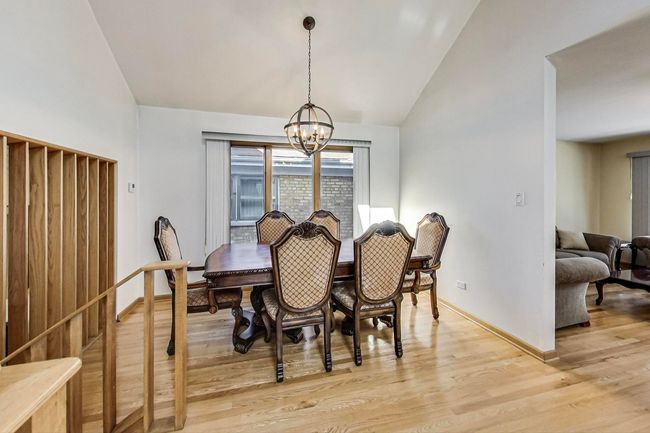 4238 N New England Ave, House other with 5 bedrooms, 3 bathrooms and 2 parking in Harwood Heights IL | Image 8