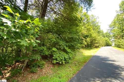 68 Stepp Ridge Ct, Hendersonville, NC, 28792-5495 | Card Image