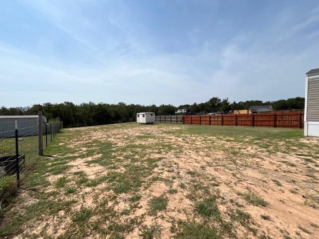 Residential Lease in Dale 5