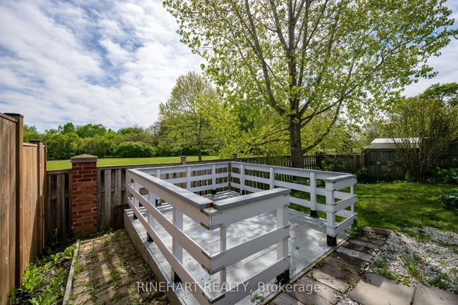 58 Sunrise Cres, House other with 5 bedrooms, 2 bathrooms and 2 parking in London ON | Image 32