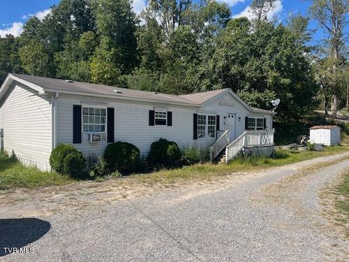 7914 High Oak Rd, Pound, VA, 24279-2978 | Card Image