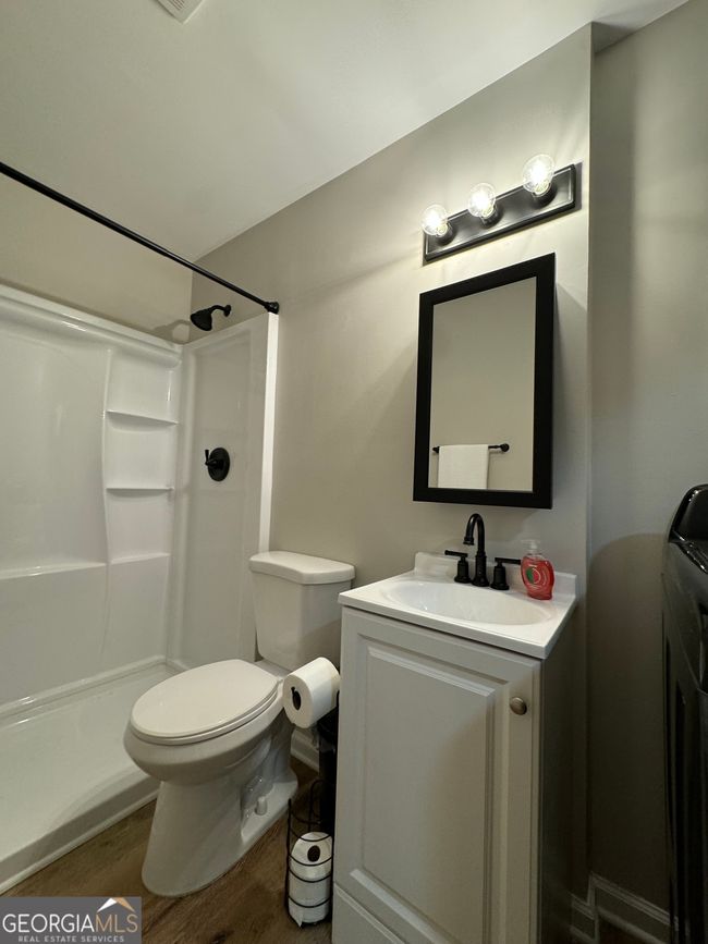 2831 Palm Dr, Home with 2 bedrooms, 1 bathrooms and 3 parking in Atlanta GA | Image 12