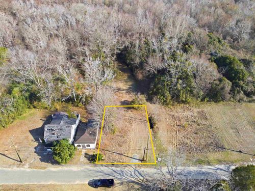 128 Lake St., Lake City, SC, 29560 | Card Image