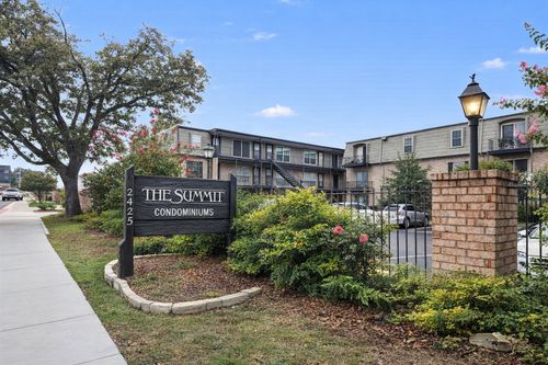 apt-81-2425 Ashdale Dr, Austin, TX, 78757-8158 | Card Image