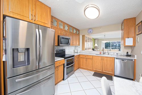 g416-9511 Weldon Cir, Tamarac, FL, 33321-0923 | Card Image