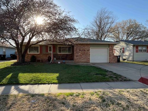 2644 Robin Rd, Salina, KS, 67401-7617 | Card Image