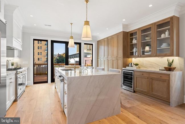 1720 15 Th St Nw, Townhouse with 6 bedrooms, 5 bathrooms and null parking in WASHINGTON DC | Image 16