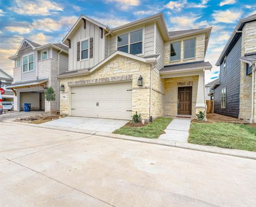 3405 Knighton Hill Dr, Houston, TX, 77025-1959 | Card Image