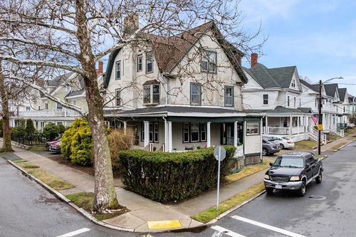 apt-1-201 Ocean St, Lynn, MA, 01902-3184 | Card Image