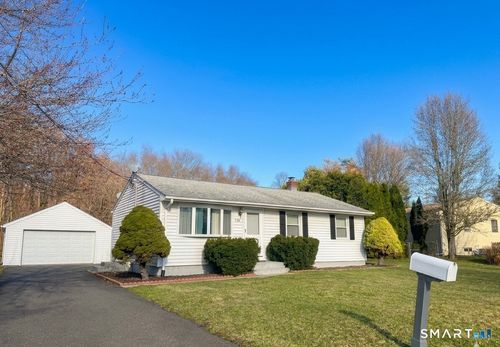 129 Cynthia Dr, West Haven, CT, 06516-2912 | Card Image