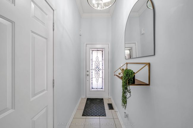 20 Webbford St, House attached with 4 bedrooms, 3 bathrooms and 2 parking in Ajax ON | Image 4