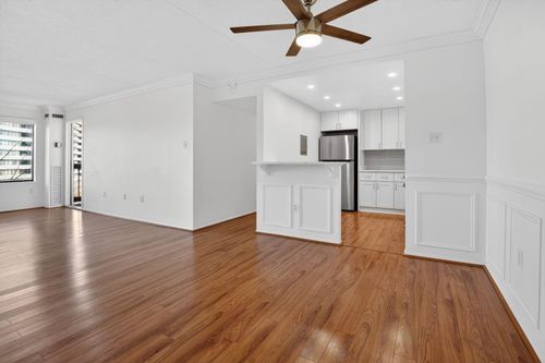 410-6300 Stevenson Ave, ALEXANDRIA, VA, 22304-3570 | Card Image