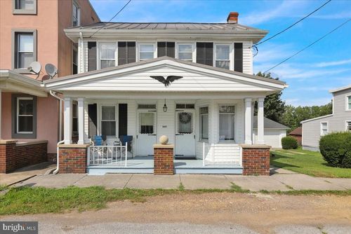 5651 Mount Pleasant Rd, BERNVILLE, PA, 19506-8211 | Card Image