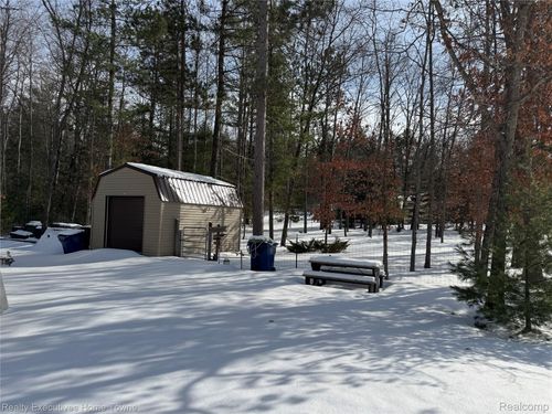 1281 Geesey Ave, Mio, MI, 48647-9607 | Card Image