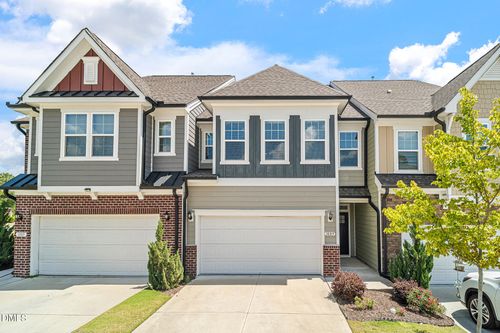 1009 Brennan Green Ct, Morrisville, NC, 27560-5927 | Card Image