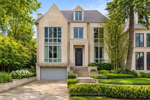 106 Glenayr Rd, Toronto, ON, M5P3C2 | Card Image