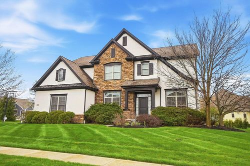 8149 Grant Dr, Dublin, OH, 43017-7064 | Card Image