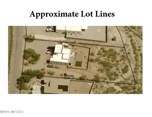 12123 S Creosote Valley Road, Vail, AZ, 85641 | Card Image
