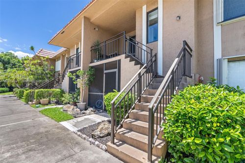 apt-205-195 Lakeview Dr, Weston, FL, 33326-2580 | Card Image