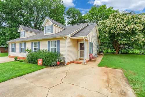 1098 Farm Pond Ln, Rock Hill, SC, 29732-2567 | Card Image