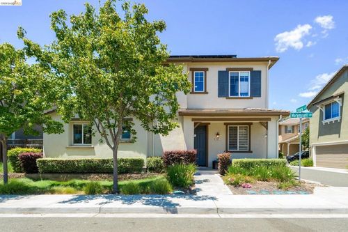 339 Emory Ct, Fairfield, CA, 94534-1577 | Card Image