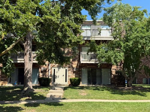 apt-1b-239 W Court Of Shorewood, Vernon Hills, IL, 60061-2528 | Card Image