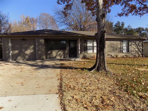 1016 Billie Ruth Ln, Hurst, TX, 76053-4120 | Card Image