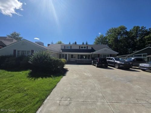 24750 S Woodland Rd, Beachwood, OH, 44122-3328 | Card Image
