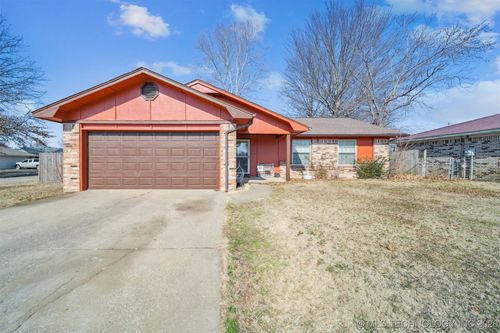 3600 Jennifer Ave, Muskogee, OK, 74403-7727 | Card Image