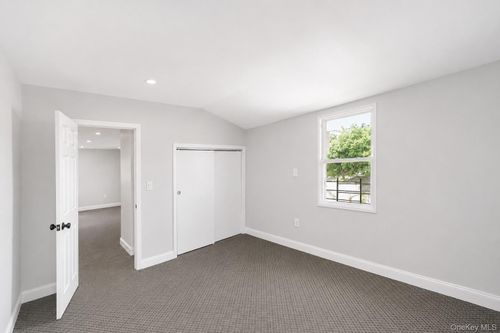 21704 135th Ave, Springfield Gardens, NY, 11413-1910 | Card Image