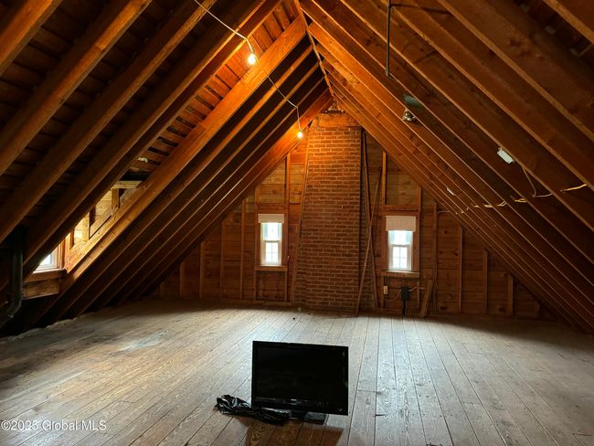 Attic Area | Image 77
