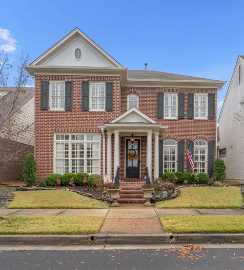 1008 Russell Farms Rd, Collierville, TN, 38017-5800 | Card Image