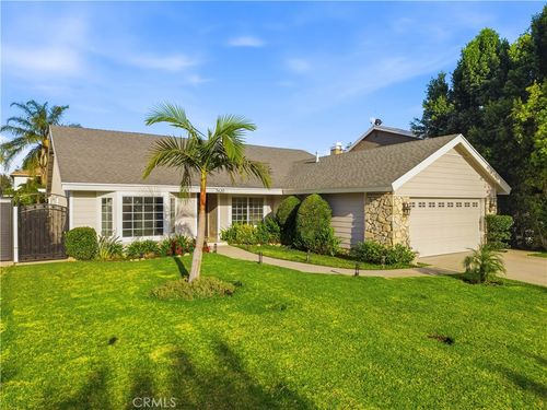 7620 Rudnick Ave, Canoga Park, CA, 91304-5509 | Card Image
